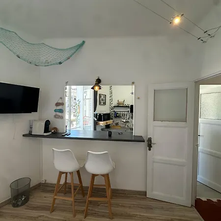 Etoile De Magnifique Deco Et Sable Fin, Votre Sejour A Commence Ici, Centre-ville Apartment Marseille