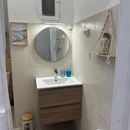 Etoile De Magnifique Deco Et Sable Fin, Votre Sejour A Commence Ici, Centre-ville *