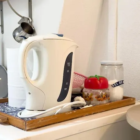 - Vieux Port Apartment