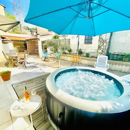 Confort Jacuzzi Barbecue Clim Parking Marseille