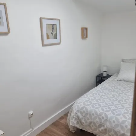 Le Palais Longchamp Apartment *