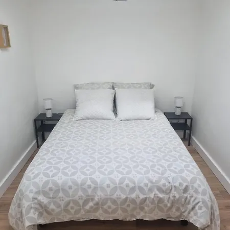 Le Palais Longchamp Apartment