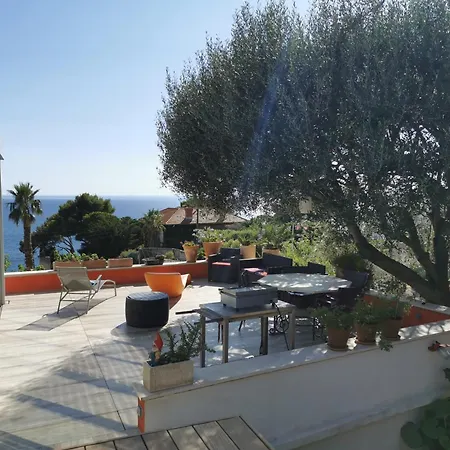 Helios - Vue Mer, Terrasse, Jardin, Piscine, Parking Marseille