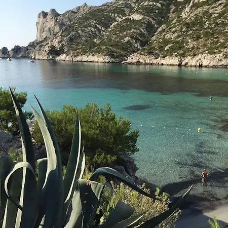 Apartment Morgiou Sormiou T4 Climatise Familial - 3 - Terrasse Bois - Jardin Privatif - Calanques A Pied - Plages & Velodrome A 10 Min - Ideal Familles & Randonneurs & Grimpeurs - Escalade A 5 Min - Sud *