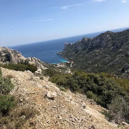 Morgiou Sormiou T4 Climatise Familial - 3 - Terrasse Bois - Jardin Privatif - Calanques A Pied - Plages & Velodrome A 10 Min - Ideal Familles & Randonneurs & Grimpeurs - Escalade A 5 Min - Sud *