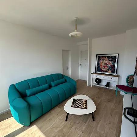 Des Calanques Apartment *