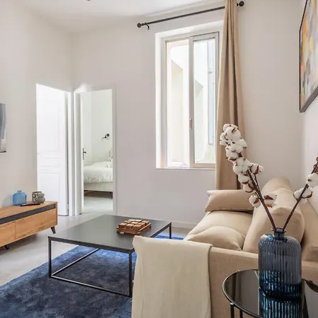 Apartment Minimalistic Near Vieux-port By Weekome Marseille