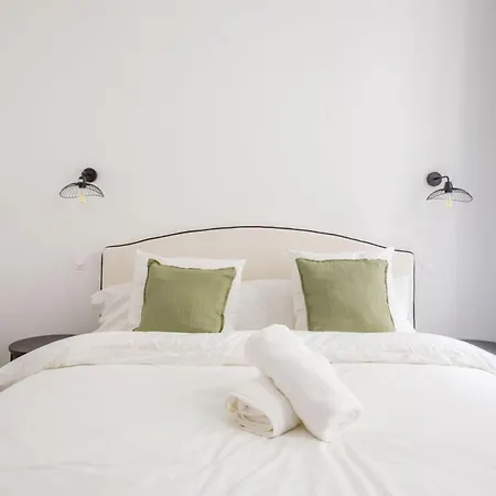 Apartment Minimalistic Near Vieux-port By Weekome Marseille