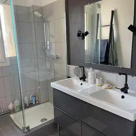 Apartment Superbe Proche Velodrome Et De La Marseille