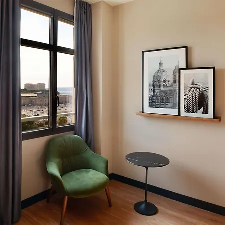 Radisson Blu Vieux Port Hotel 4*