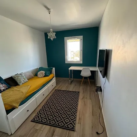 Morgiou Sormiou T4 Climatise Familial - 3 - Terrasse Bois - Jardin Privatif - Calanques A Pied - Plages & Velodrome A 10 Min - Ideal Familles & Randonneurs & Grimpeurs - Escalade A 5 Min - Sud Apartment Marseille