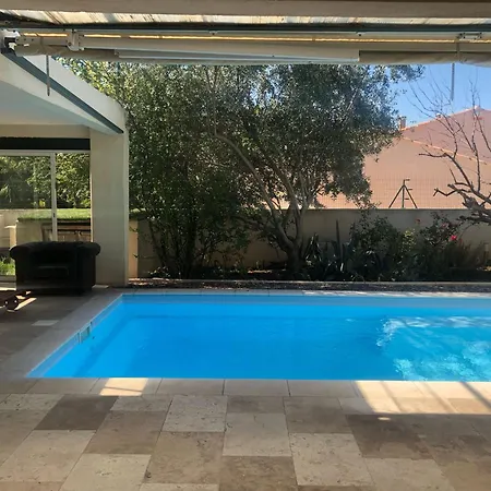 Séjour chez l'habitant Avec Piscine *