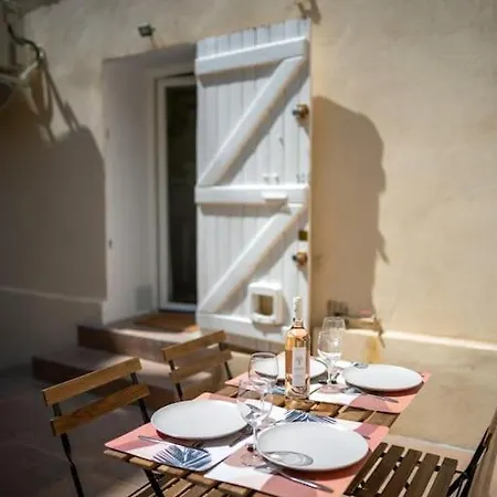 Apartment Appartement High Standing - Jardin & Climatisation - Les Freres De La Loc'