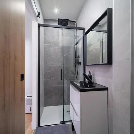 Appartement High Standing - Jardin & Climatisation - Les Freres De La Loc'