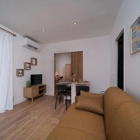 Apartment Appartement High Standing - Jardin & Climatisation - Les Freres De La Loc'