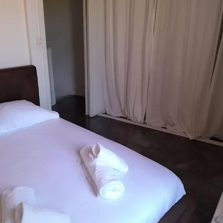 Apartment Petite Maison Coquette Calme 4pers, A 5mn Du Velodrome Marseille