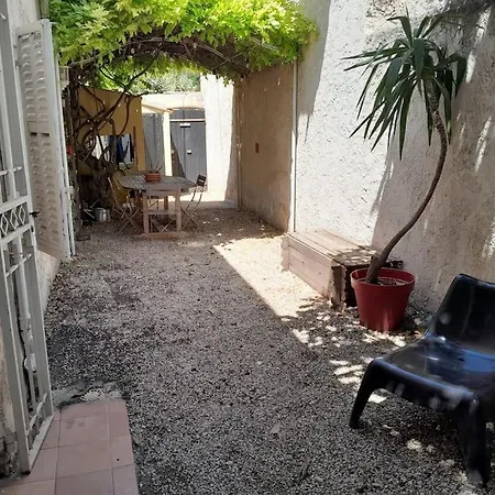 Petite Maison Coquette Calme 4pers, A 5mn Du Velodrome Apartment *