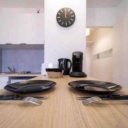 Equipe A 6min De La Gare St Charles Apartment