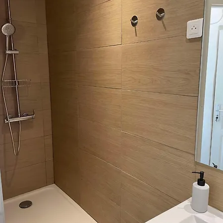 Apartment Centre - Wifi - Lave Et Seche Linge - Calme - Cuisine