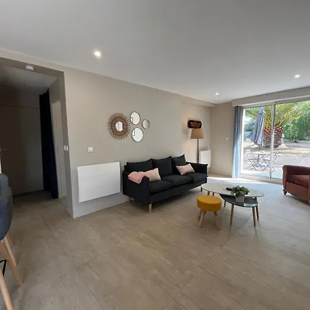 Cocon De Douceur Jardin Et Piscine Apartment *