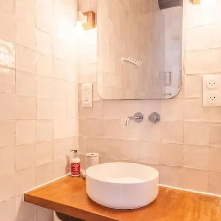 Apartment Halte Poetique Au Panier 2 Balcon & Clim