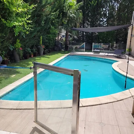 Piscine Confort, Barbecue 4 Etoiles Villa