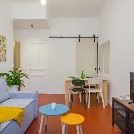 Avec Terrasse Authentique A Apartment Marseille