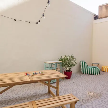 Avec Terrasse Authentique A *