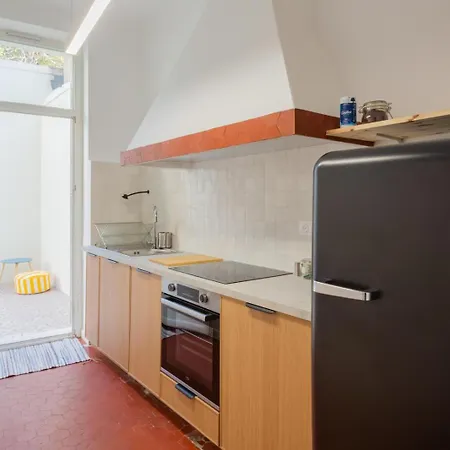Apartment Avec Terrasse Authentique A