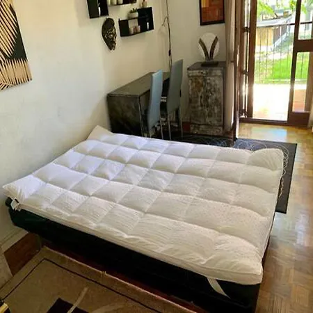 Cozy Proche Plages, Stade, Parc Chanot, Centre, Vieux Port Apartment *