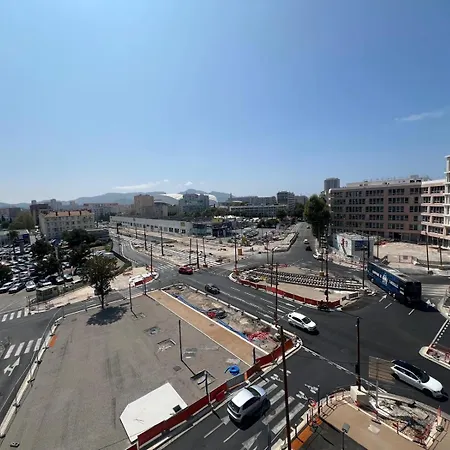 2 Et Grand Sejour 100m2 A 5 Min Du Stade Velodrome Apartment