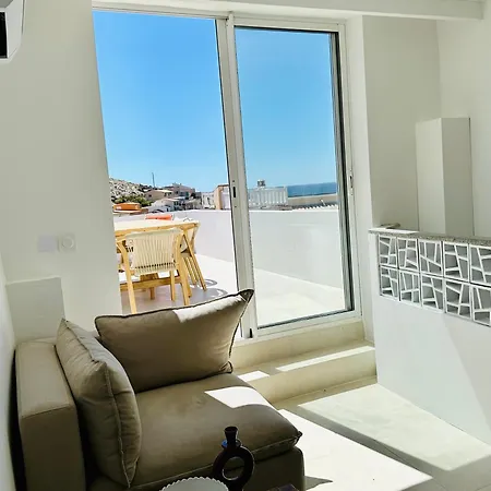 Aux Goudes Villa *