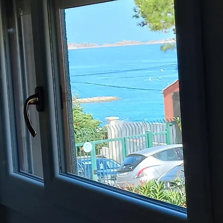 Apartment Collet *