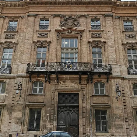 Apartment T2 Vieux Port Place Daviel Marseille