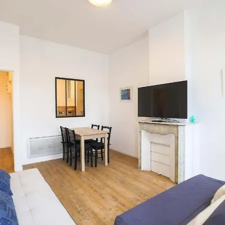 Apartment Equipe 5 Couchages *