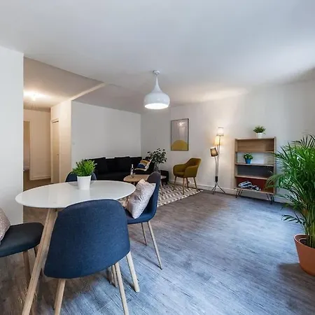 Elegant Au Panier 3em Apartment Marseille
