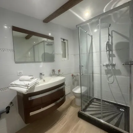 Bergerie Apartment *