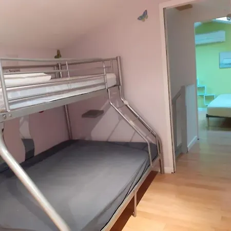 T3 Duplex Calme A La Timone * Marseille