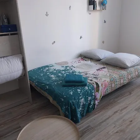 Etoile De Magnifique Deco Et Sable Fin, Votre Sejour A Commence Ici, Centre-ville *