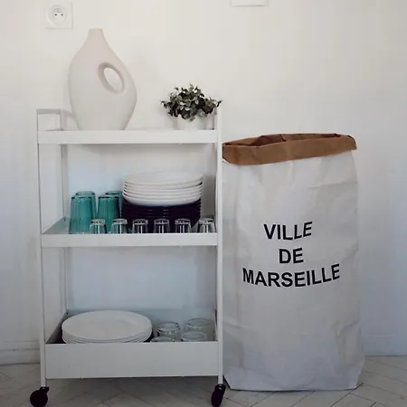 Petit Nid Douillet Vieux Port 4 Personnes * Marseille