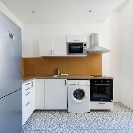 Desiree - Joliette - Saint Charles - Vieux Port Apartment *
