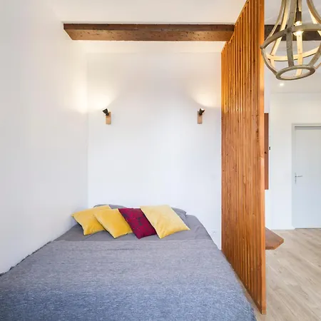 Nationale 2 - St Charles - Reformes - Vieux Port Apartment Marseille