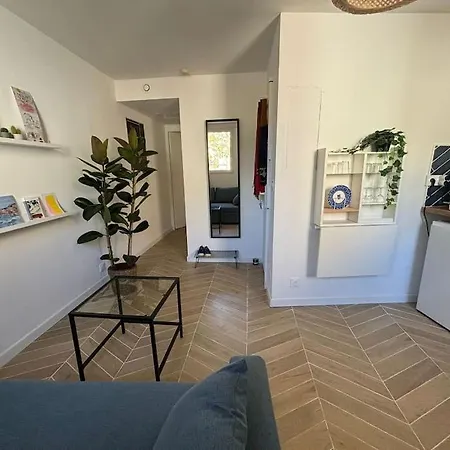 Magnifique 2 Pieces Au Coeur Du Panier Appartement Marseille