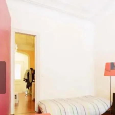 Quartier Longchamp Homestay *