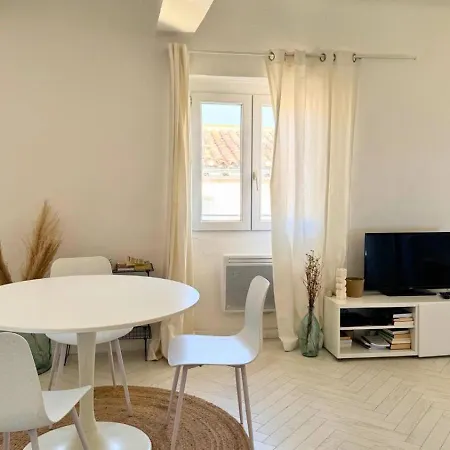 Petit Nid Douillet Vieux Port 4 Personnes * Marseille