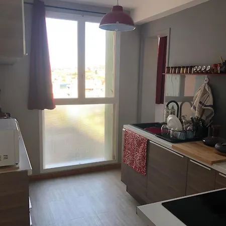 Soleil De Mai Homestay Marseille