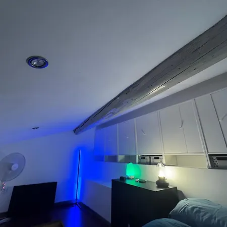 Apartment Tres Beau 9eme