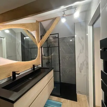 Maison De Avec Garage - Prado Farges