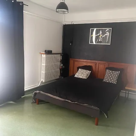6 Personnes, 3 Chambres, Tres Bien Situe Centre * Marseille