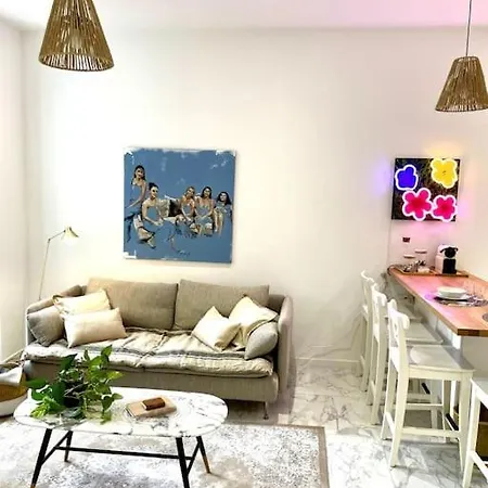 Apartment D'artiste A Vauban